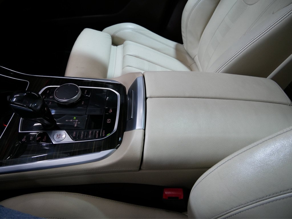 Used 2019 BMW X5 xDrive40i AWD/4WD image 16