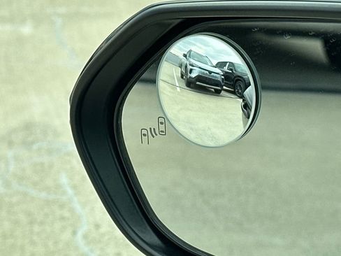 Used 2025 Toyota Corolla LE w/ LE Premium Package image 16