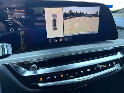 New 2026 Cadillac Lyriq Luxury image 16