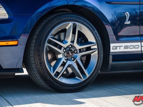 Used 2010 Ford Mustang Shelby GT500 RWD image 46
