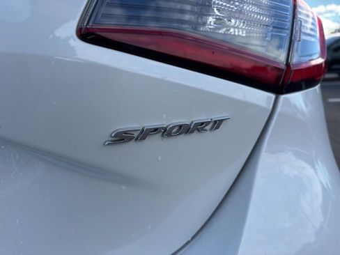 Used 2022 Honda Civic Sport image 12