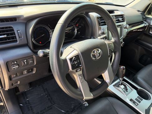 Used 2019 Toyota 4Runner Limited AWD/4WD image 3