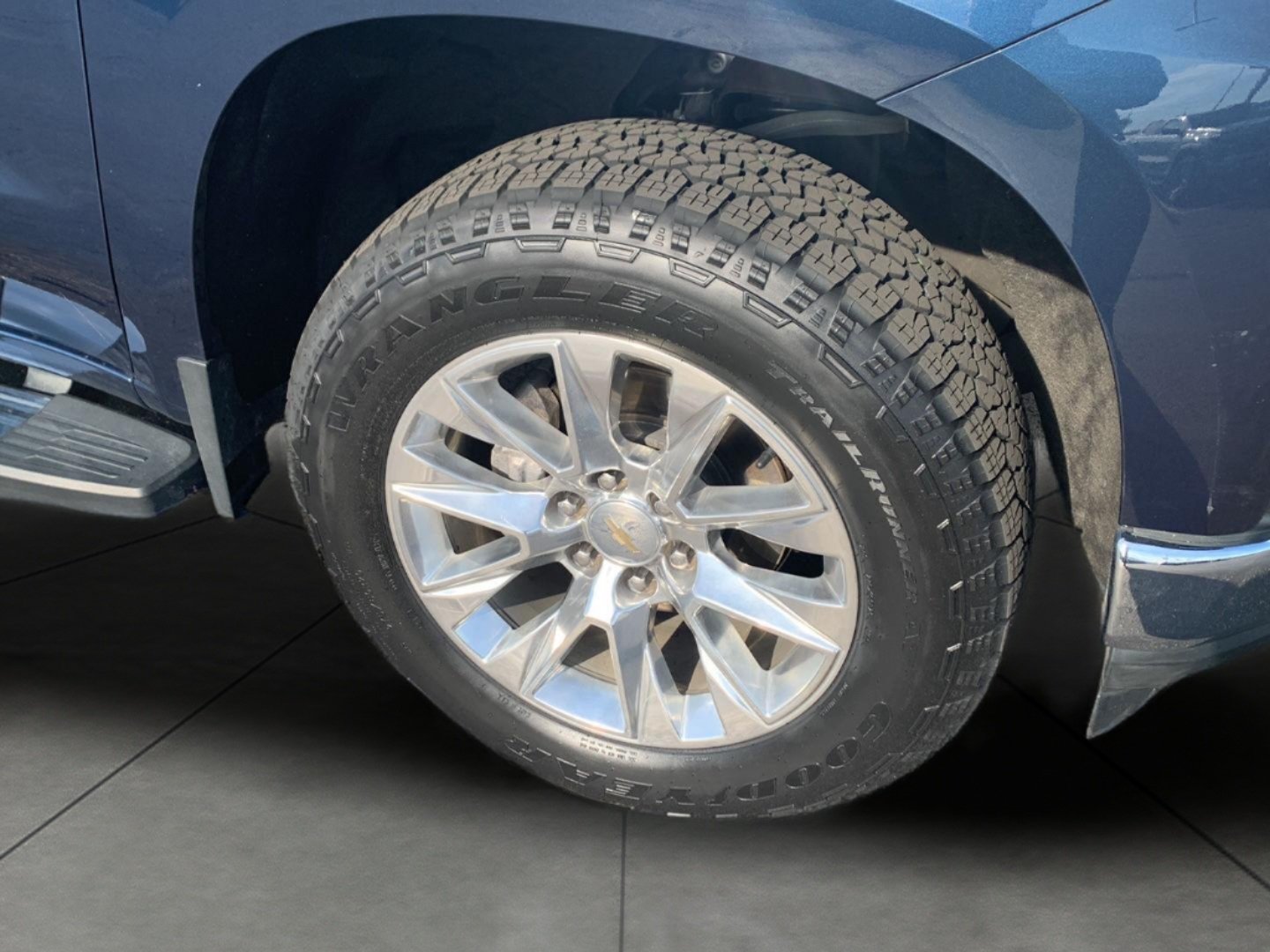 Used 2021 Chevrolet Silverado 1500 LTZ AWD/4WD image 23