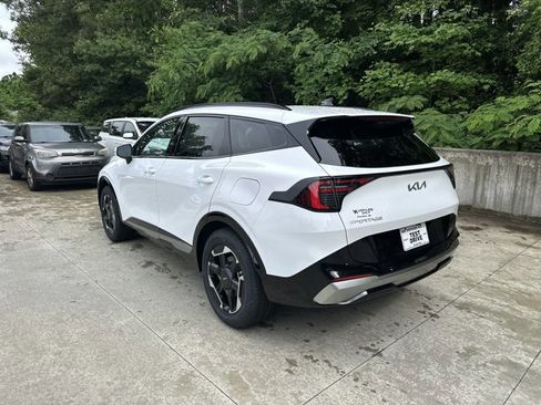 New 2026 Kia Sportage SX image 8