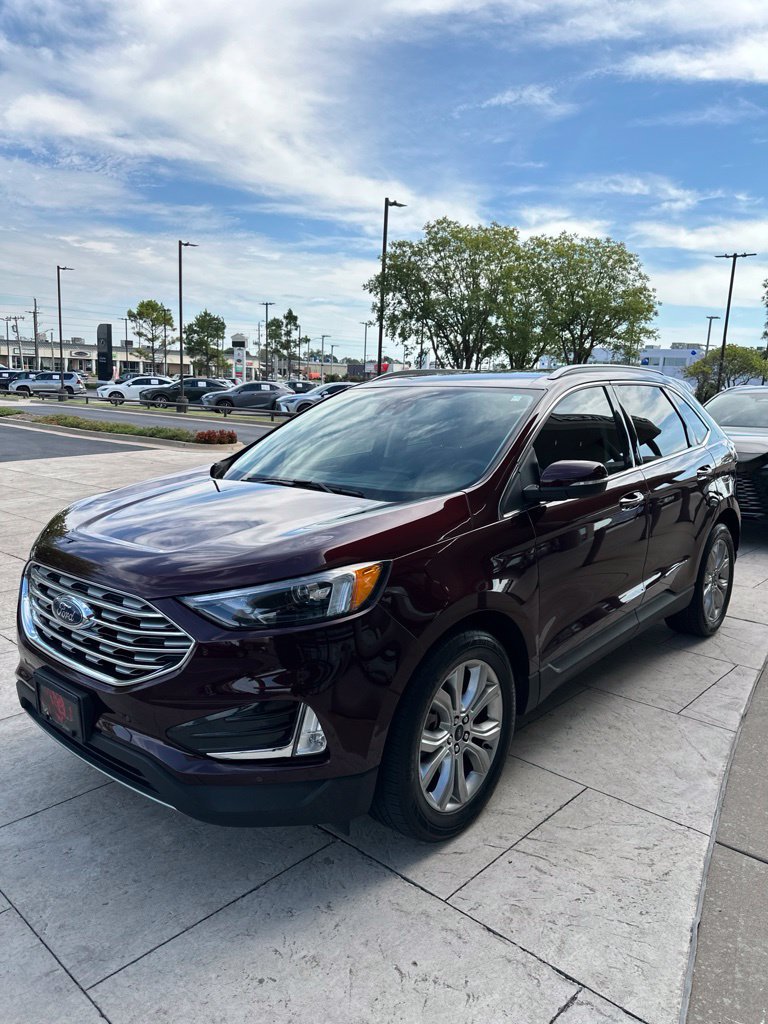 Used 2023 Ford Edge Titanium AWD/4WD image 1