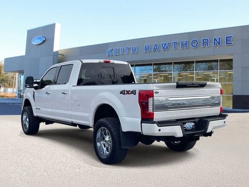Used 2017 Ford F350 Platinum w/ Platinum Ultimate Package image 4