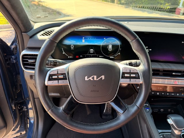 Certified 2025 Kia Telluride SX Prestige AWD/4WD image 14