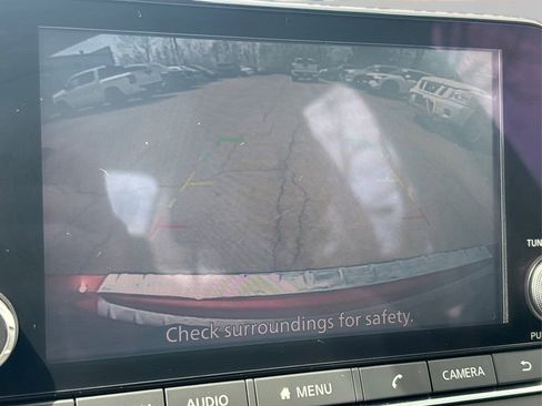 Used 2022 Nissan Altima 2.5 SV w/ SV Premium Package AWD/4WD image 32