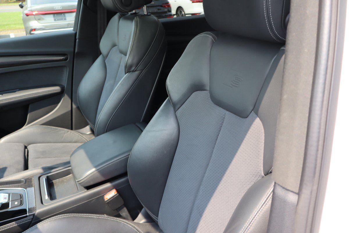 Used 2022 Audi SQ5 Premium Plus w/ Premium Plus Package AWD/4WD image 25