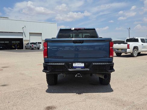 Used 2025 Chevrolet Silverado 2500 LTZ w/ Trail Boss Package AWD/4WD image 7