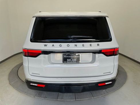 Used 2022 Jeep Wagoneer Series III w/ Convenience Group I image 12