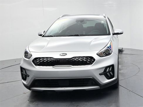 Used 2020 Kia Niro EX Premium image 3