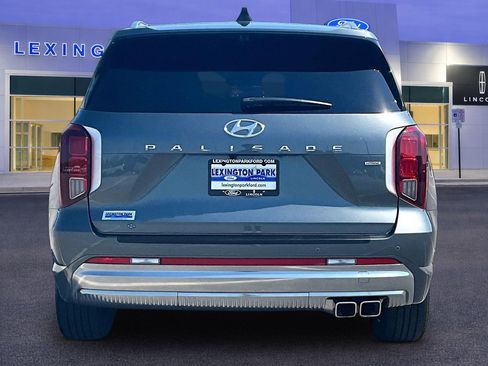 Used 2025 Hyundai Palisade Calligraphy AWD/4WD image 6