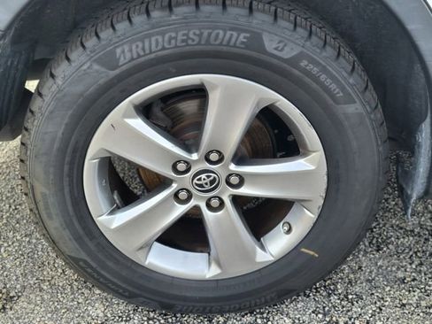 Used 2015 Toyota RAV4 XLE image 6