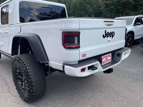Used 2022 Jeep Gladiator Overland AWD/4WD image 30