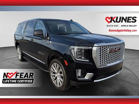 Used 2023 GMC Yukon XL Denali AWD/4WD image 1
