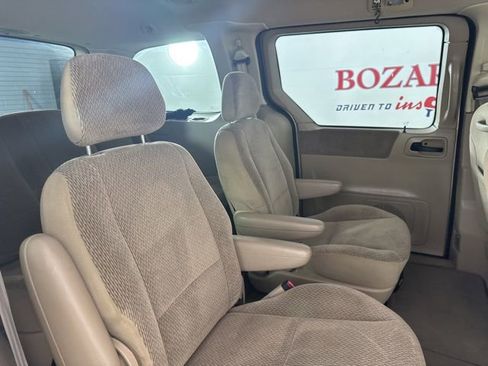 Used 1999 Ford Windstar SE image 18