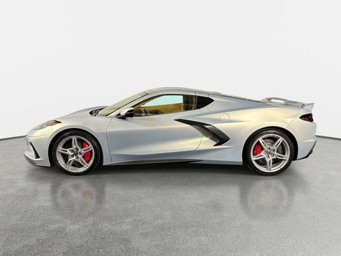 Used 2021 Chevrolet Corvette Stingray Premium Cpe w/ Z51 Performance Package RWD image 6