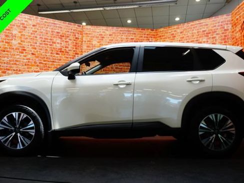 Certified 2023 Nissan Rogue SV AWD/4WD image 4