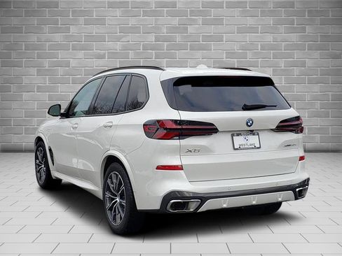 Used 2025 BMW X5 xDrive50e w/ M Sport Package image 7
