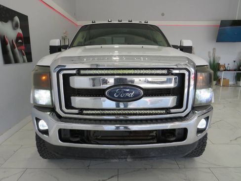 Used 2015 Ford F250 Lariat w/ Lariat Ultimate Package image 9