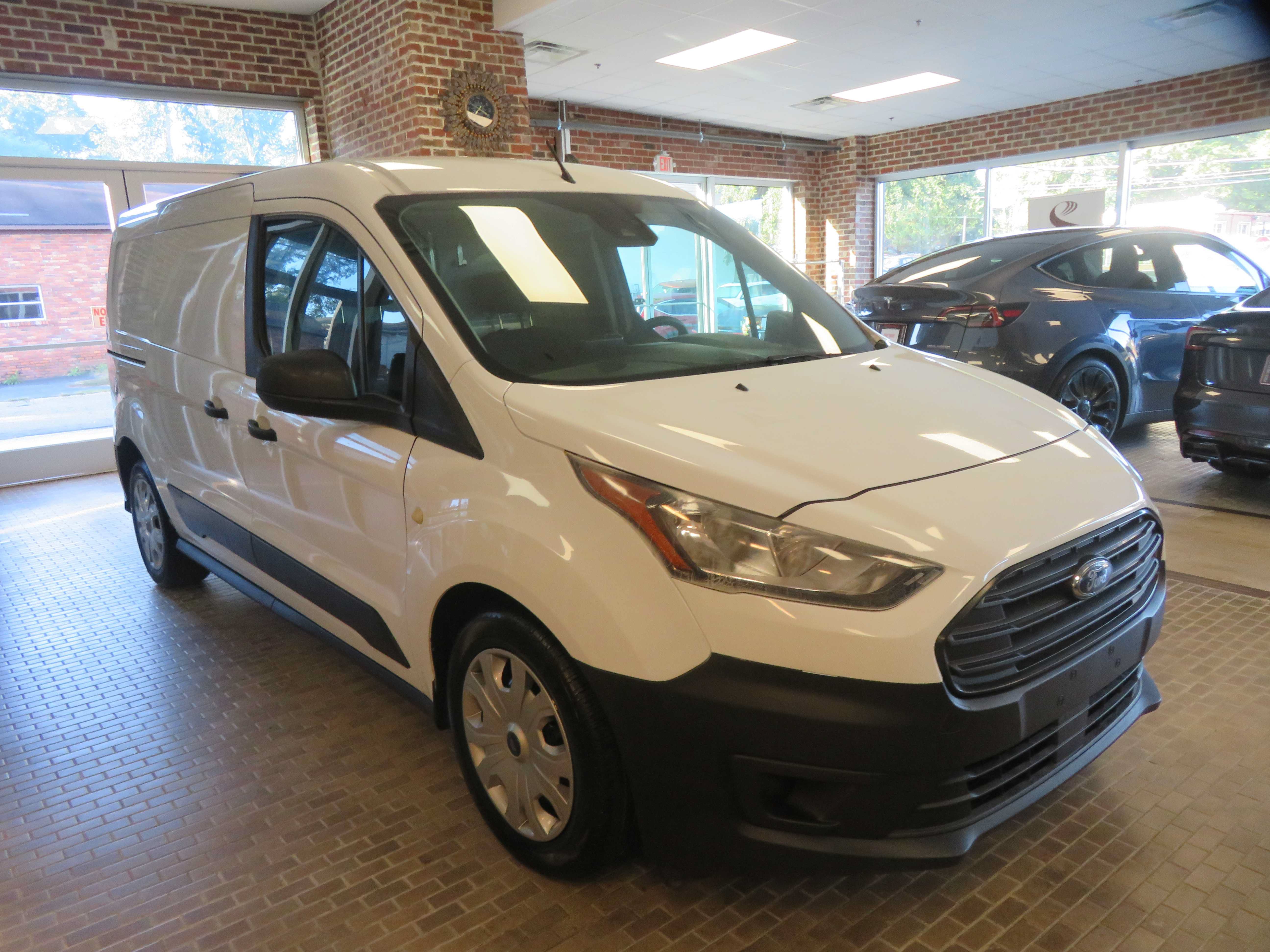 Used 2021 Ford Transit Connect XL w/ CNG/LPG Engine Prep Package FWD image 3