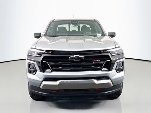 Certified 2024 Chevrolet Colorado Z71 w/ Z71 Convenience Package 2 AWD/4WD image 2