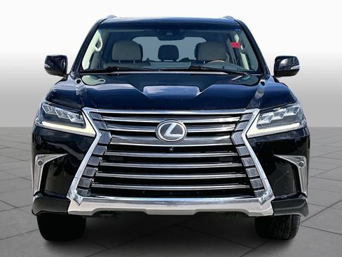 Used 2017 Lexus LX 570 4WD w/ Luxury Package image 4