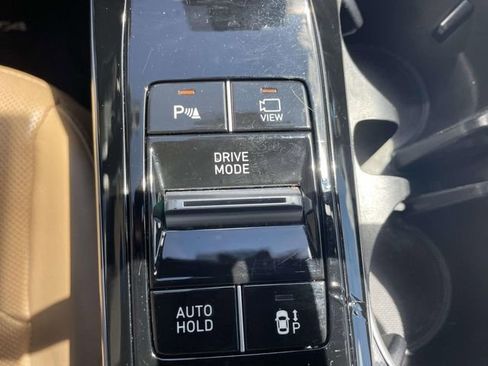 Used 2021 Hyundai Sonata Limited w/ Preferred Accessory Package FWD image 29