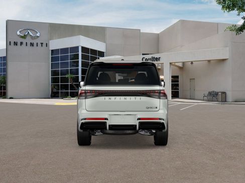 New 2026 INFINITI QX80 4WD image 2