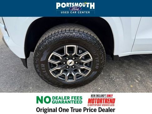 Used 2024 Chevrolet Colorado Z71 w/ Z71 Convenience Package 2 image 24