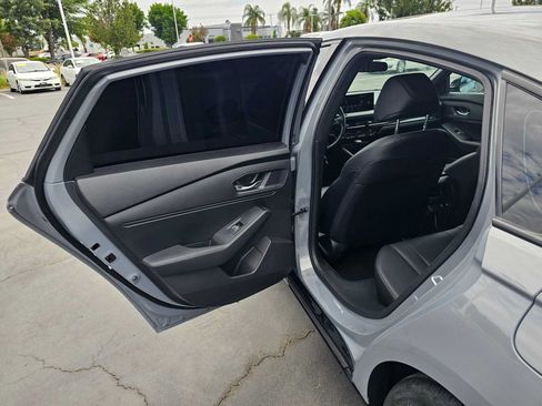 Used 2025 Honda Accord Sport image 15