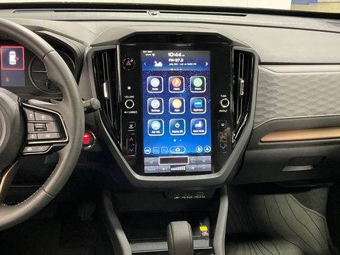 Used 2025 Subaru Forester Sport image 8