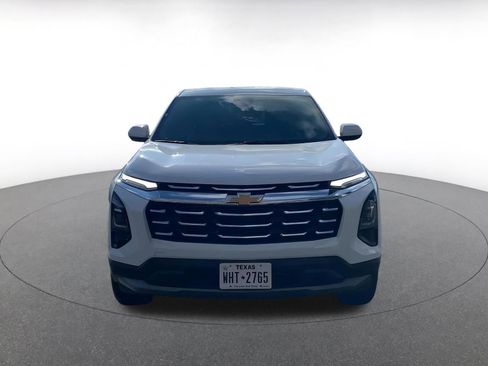 Used 2025 Chevrolet Equinox LT image 4