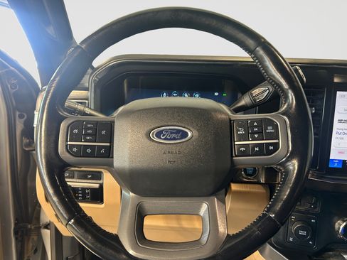 Used 2023 Ford F250 Lariat w/ Chrome Package AWD/4WD image 12