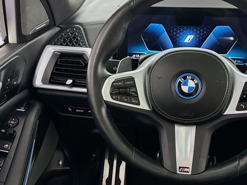 Used 2024 BMW X5 xDrive50e w/ Executive Package image 14