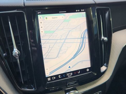 Used 2022 Volvo XC60 B5 Inscription w/ Advanced Package image 25