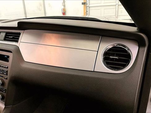 Used 2012 Ford Mustang Premium RWD image 15