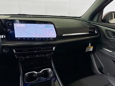 New 2026 Chevrolet Traverse LT w/ Midnight/Sport Edition AWD/4WD image 26
