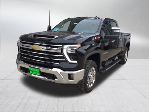 New 2026 Chevrolet Silverado 2500 LTZ w/ LTZ Premium Package image 2