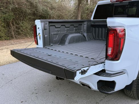 New 2026 GMC Sierra 1500 Denali image 12