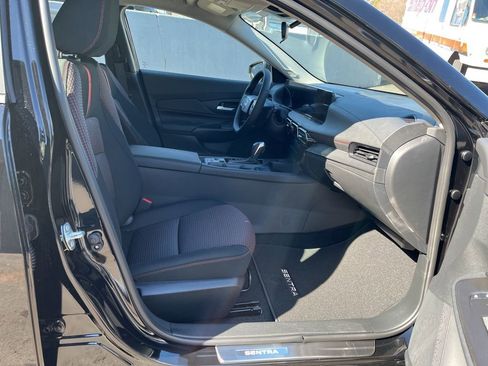 New 2026 Nissan Sentra SR w/ Floor Mat Package FWD image 16