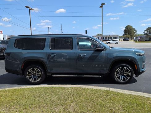 New 2026 Jeep Grand Wagoneer L 4WD image 4