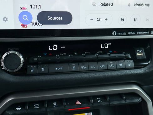 Used 2024 Toyota Tundra Limited w/ TRD Off-Road Package image 37