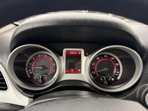 Used 2017 Dodge Journey SXT AWD/4WD image 23