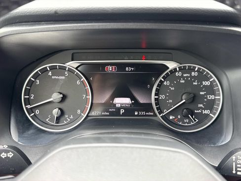 Certified 2026 Nissan Rogue SV AWD/4WD image 18