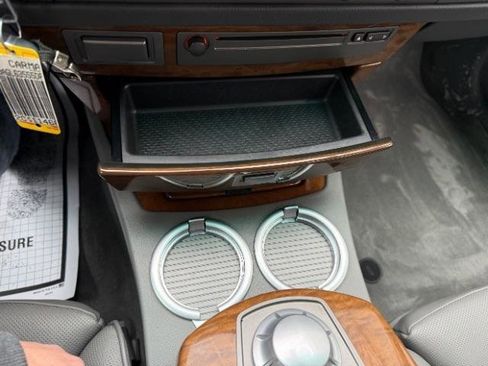 Used 2005 BMW 745i image 29