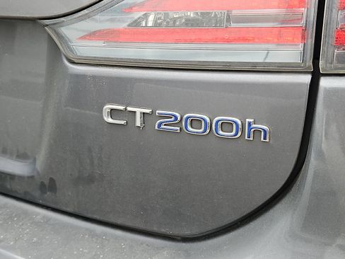 Used 2014 Lexus CT 200h w/ F Sport w/Nuluxe Interior image 10