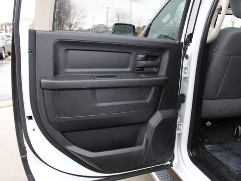 Used 2016 RAM 1500 Express image 25