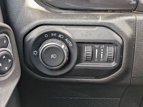 Used 2021 Jeep Wrangler Unlimited Sport AWD/4WD image 18